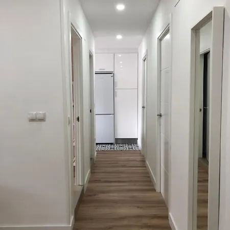 Recien Reformado, Centrico, Tranquilo Y Luminoso * אוביידו