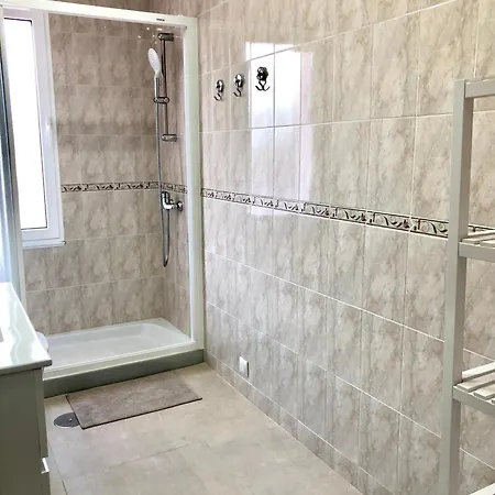 Recien Reformado, Centrico, Tranquilo Y Luminoso *