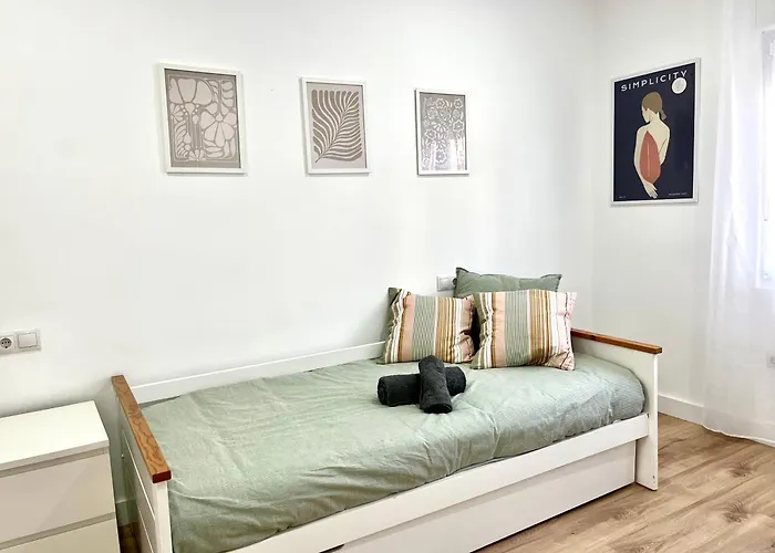 Recien Reformado, Centrico, Tranquilo Y Luminoso Oviedo